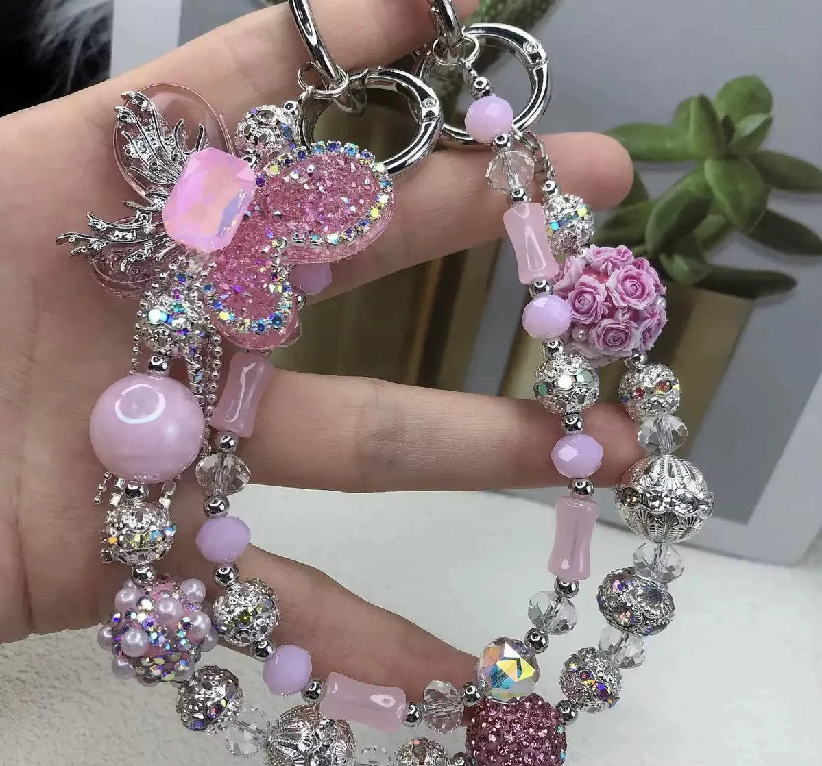 The best-selling original DIY phone chains and bag chains